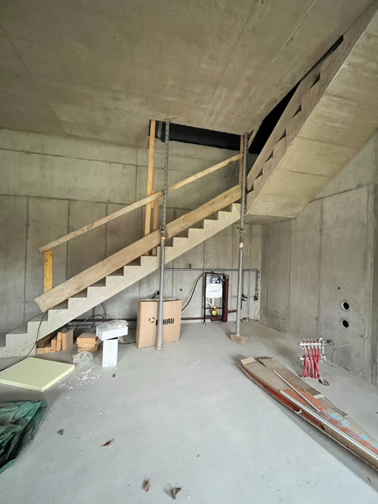 Werkstatt mit Zwischendecke