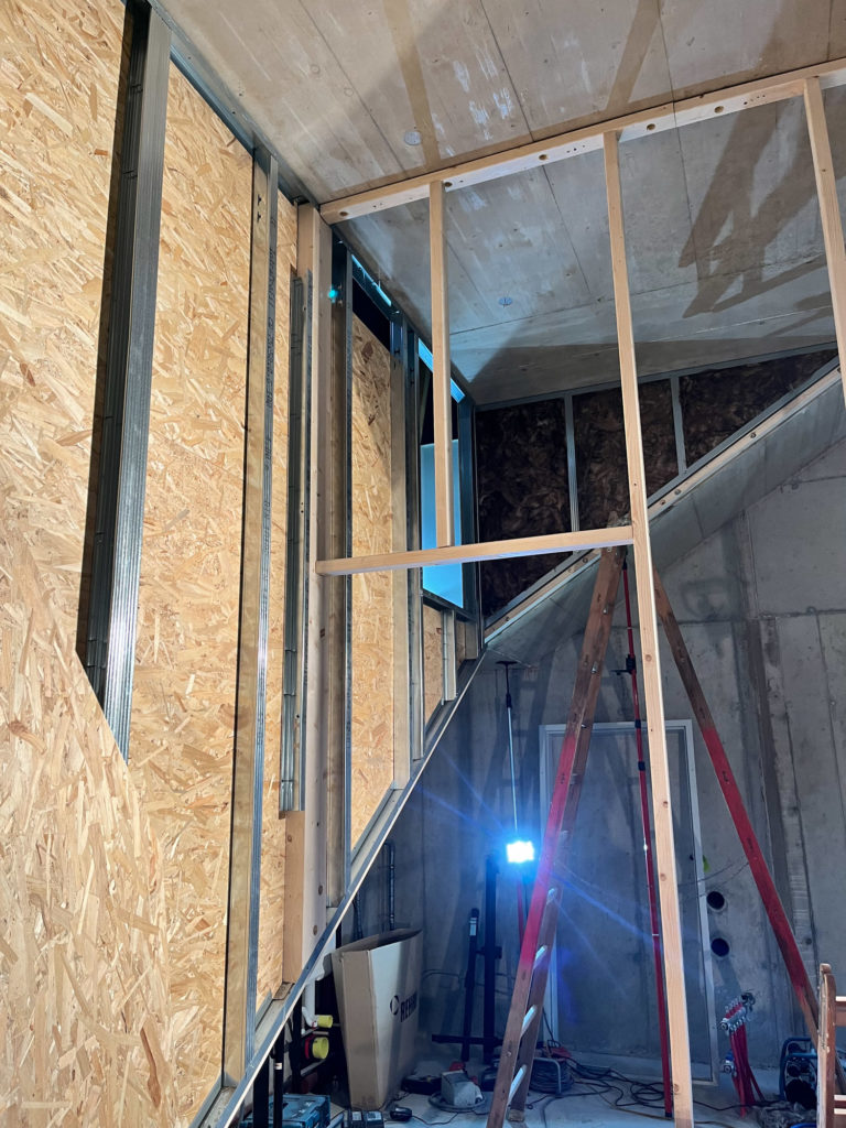 Werkstatt mit Zwischendecke