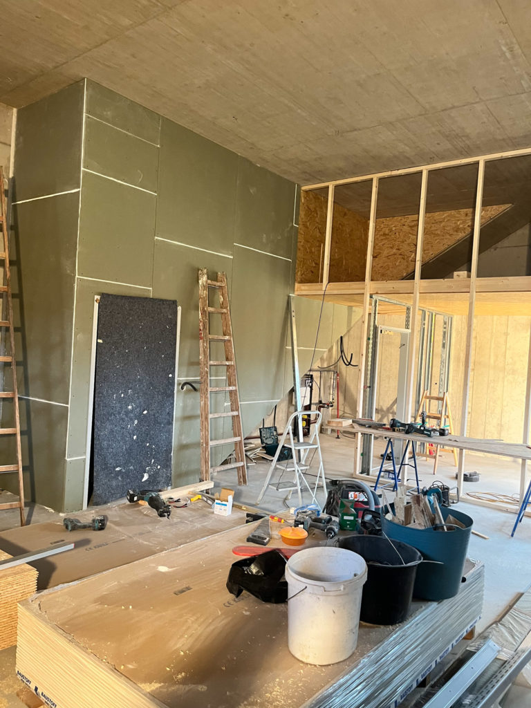 Werkstatt mit Zwischendecke