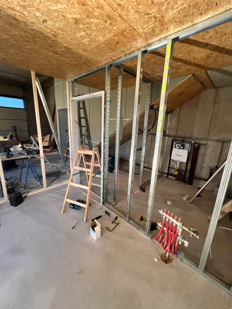 Werkstatt mit Zwischendecke